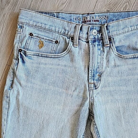 U.S. Polo Assn. Light Blue Jean Shorts - Picture 2 of 15